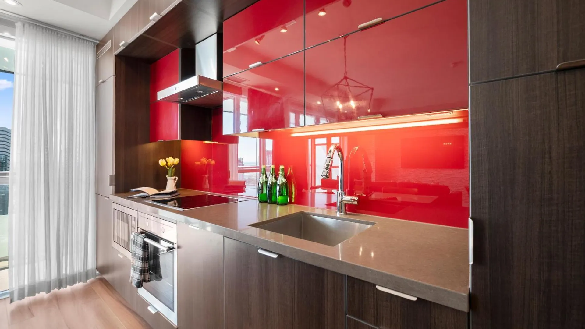 Apartment The Ellios Suites - In Downtown Toronto, Opposite CN Tower & Rogers Centre Canada